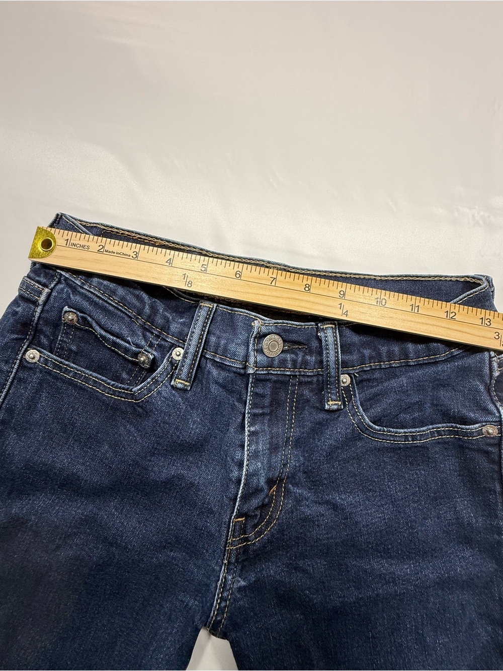 Levi's Women's Dark Indigo Straight-Leg Jeans - Picture 8 of 8